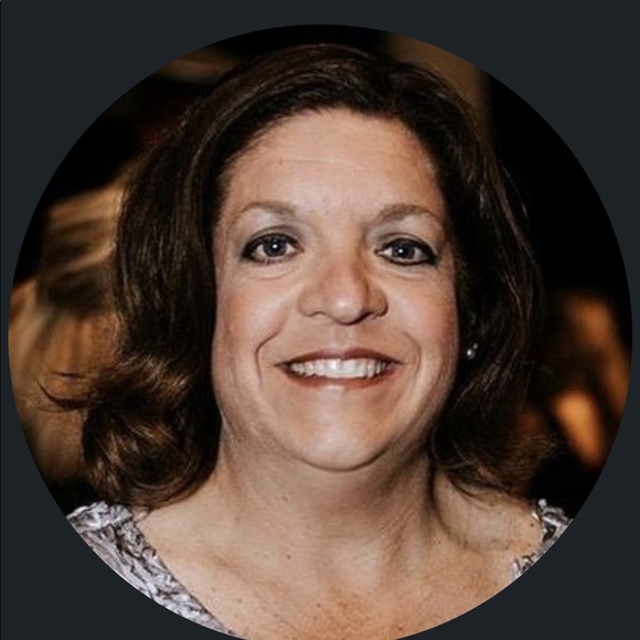 Meet your Posher, Brigette - Picture 2 of 2